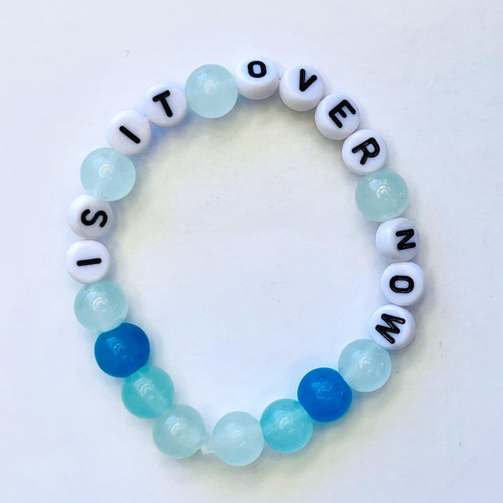 TAYLOR SWIFT Eras Tour Friendship Bracelet - 1989 - Is It Over Now?